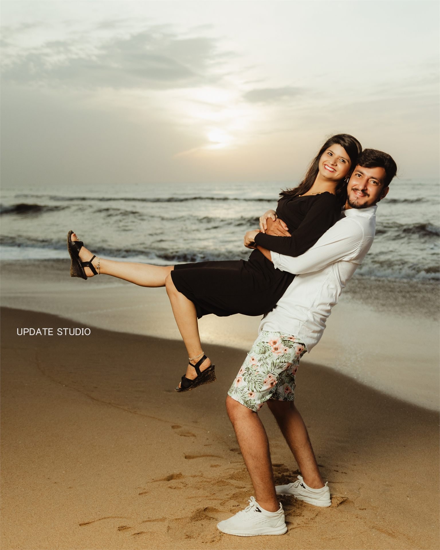 Sunset Pre-Wedding Shoot
